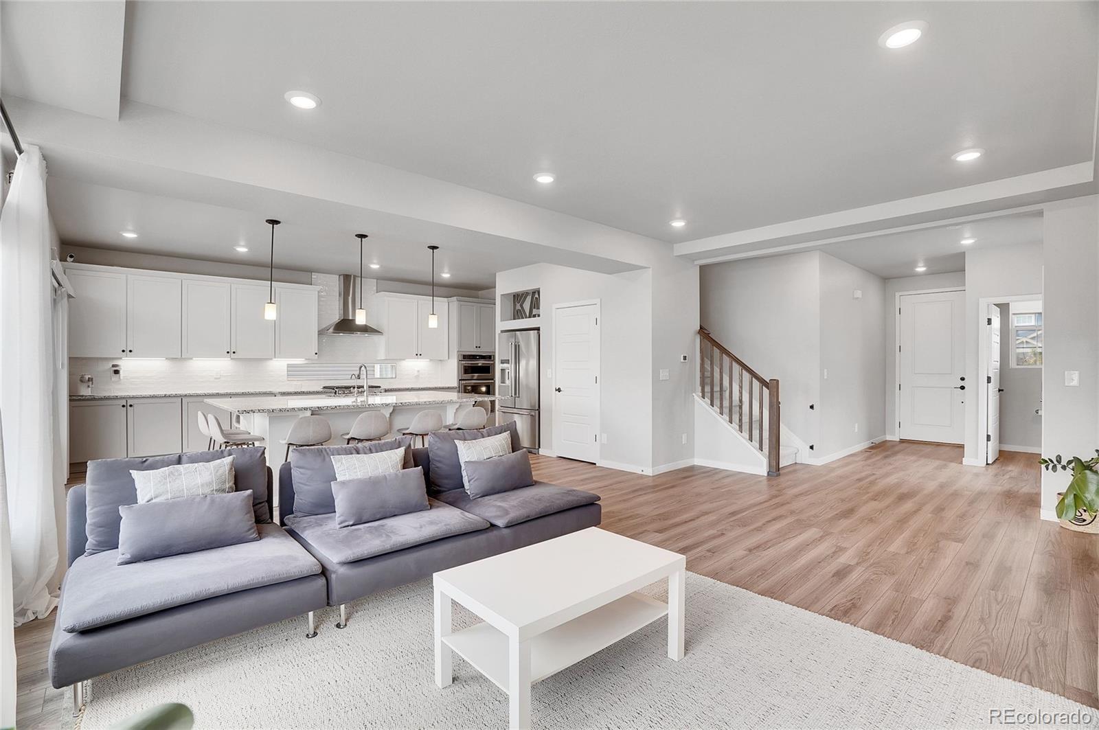 MLS Image #12 for 10912  memphis court,commerce city, Colorado