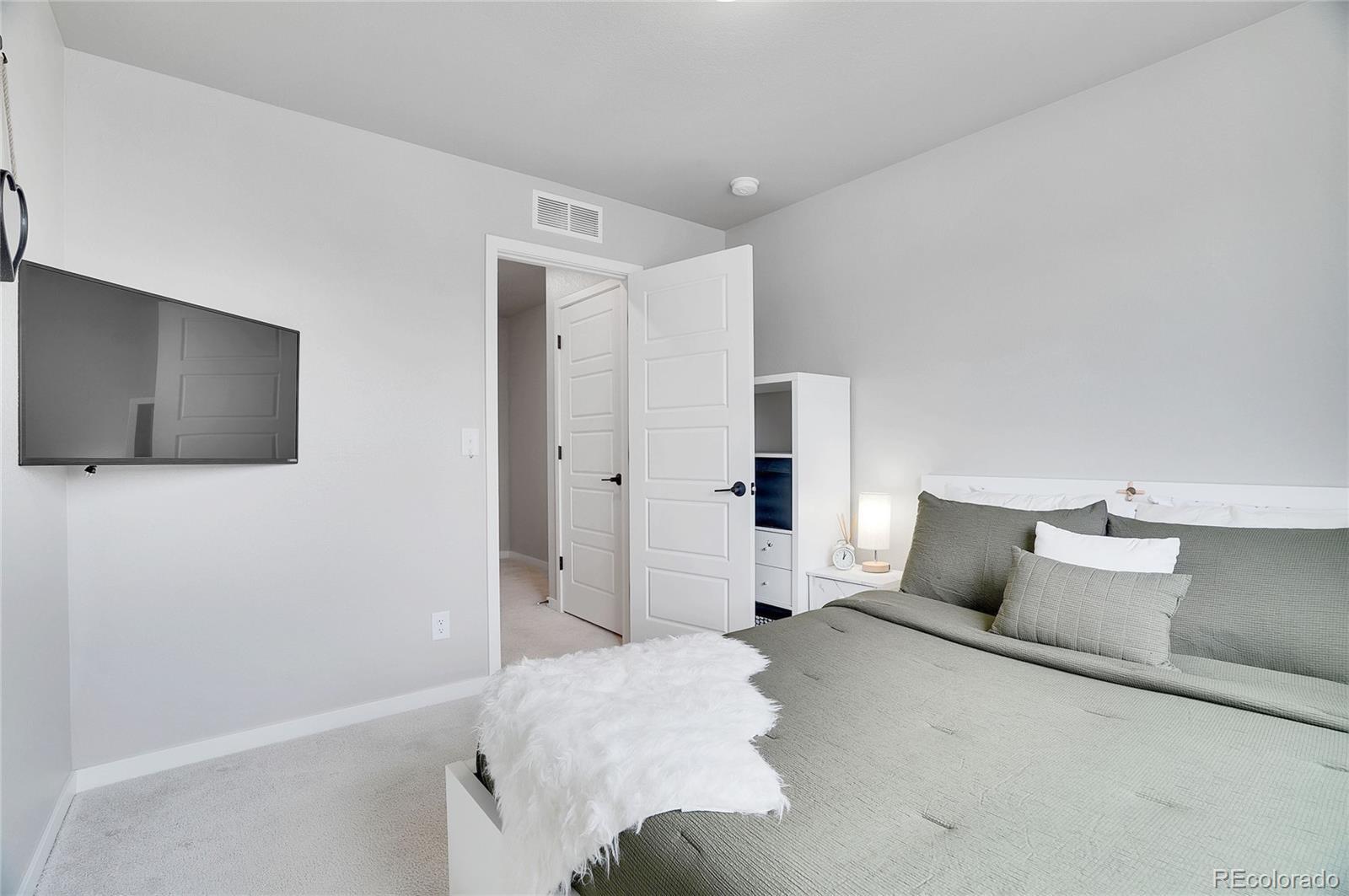 MLS Image #20 for 10912  memphis court,commerce city, Colorado