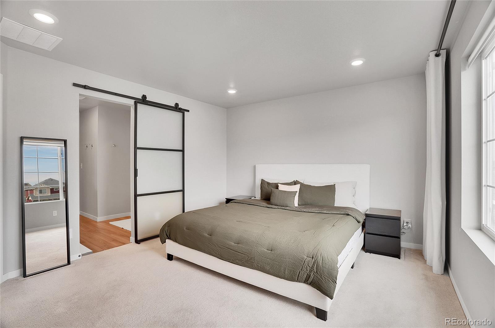 MLS Image #27 for 10912  memphis court,commerce city, Colorado