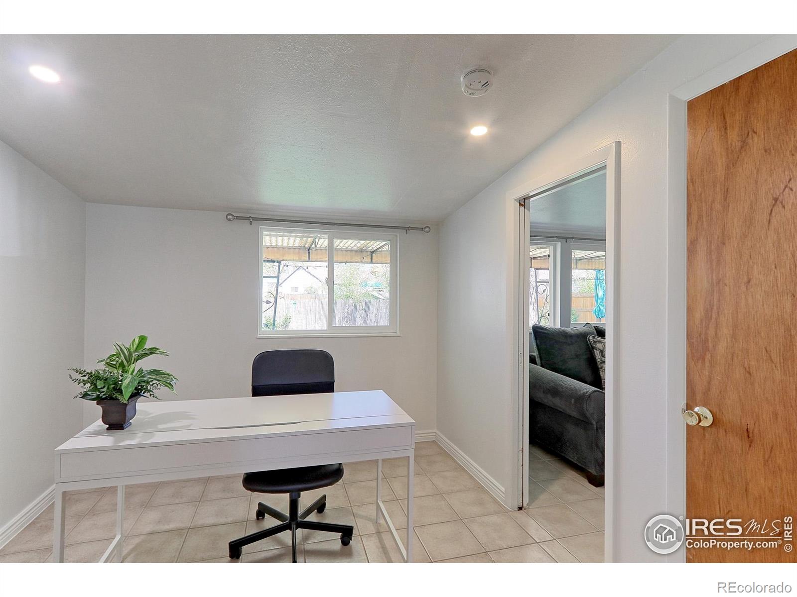 MLS Image #13 for 2561 s carey way,denver, Colorado