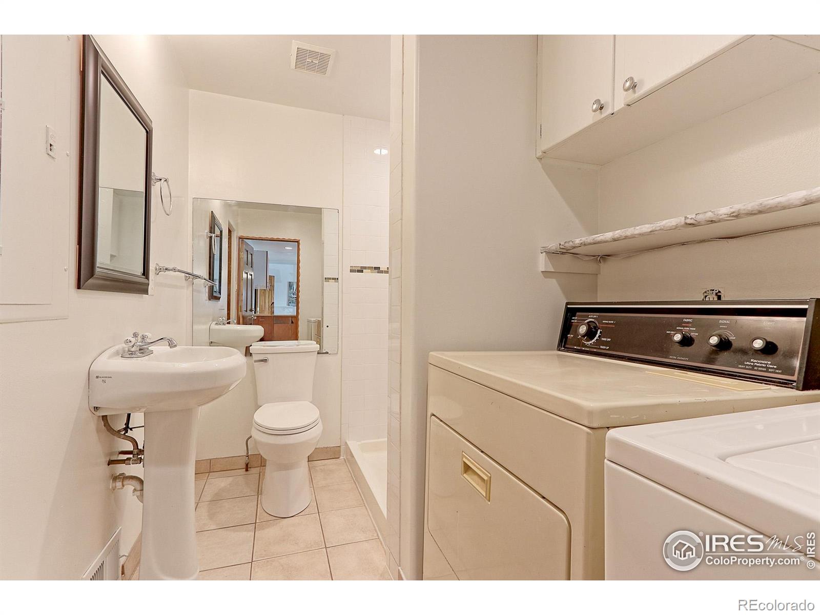 MLS Image #14 for 2561 s carey way,denver, Colorado