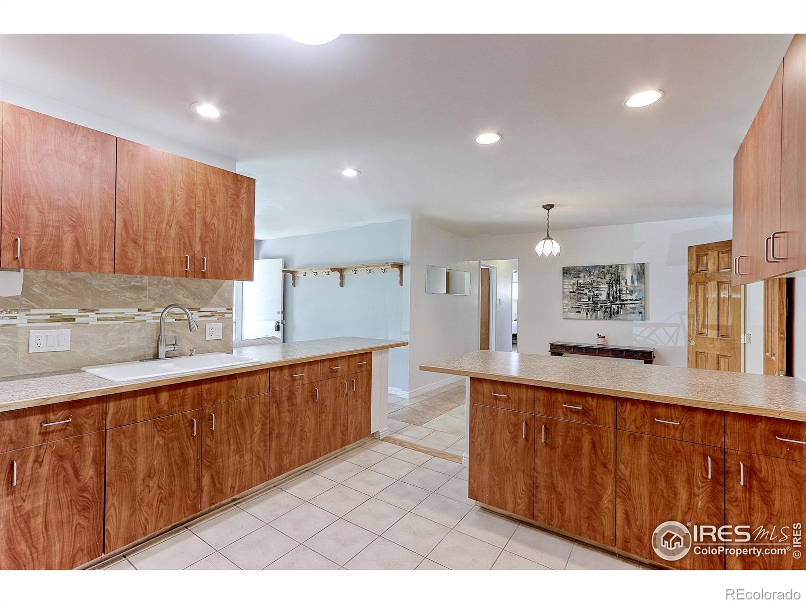 MLS Image #6 for 2561 s carey way,denver, Colorado