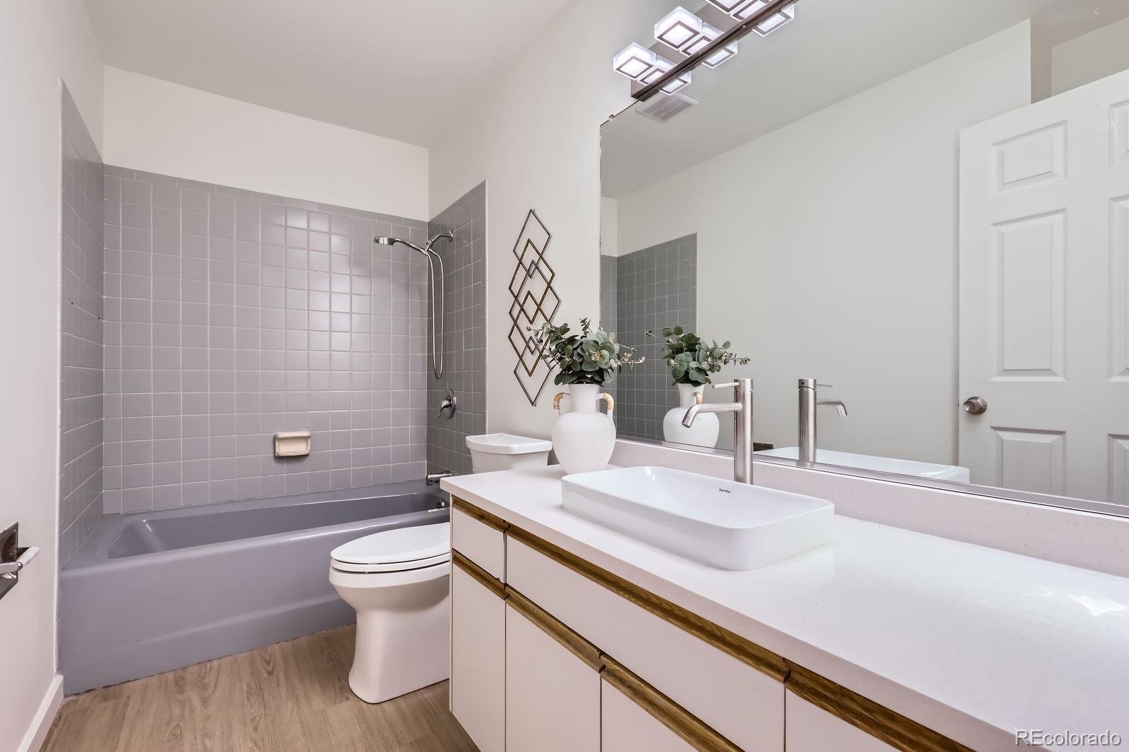 MLS Image #14 for 2120 w 31st avenue,denver, Colorado