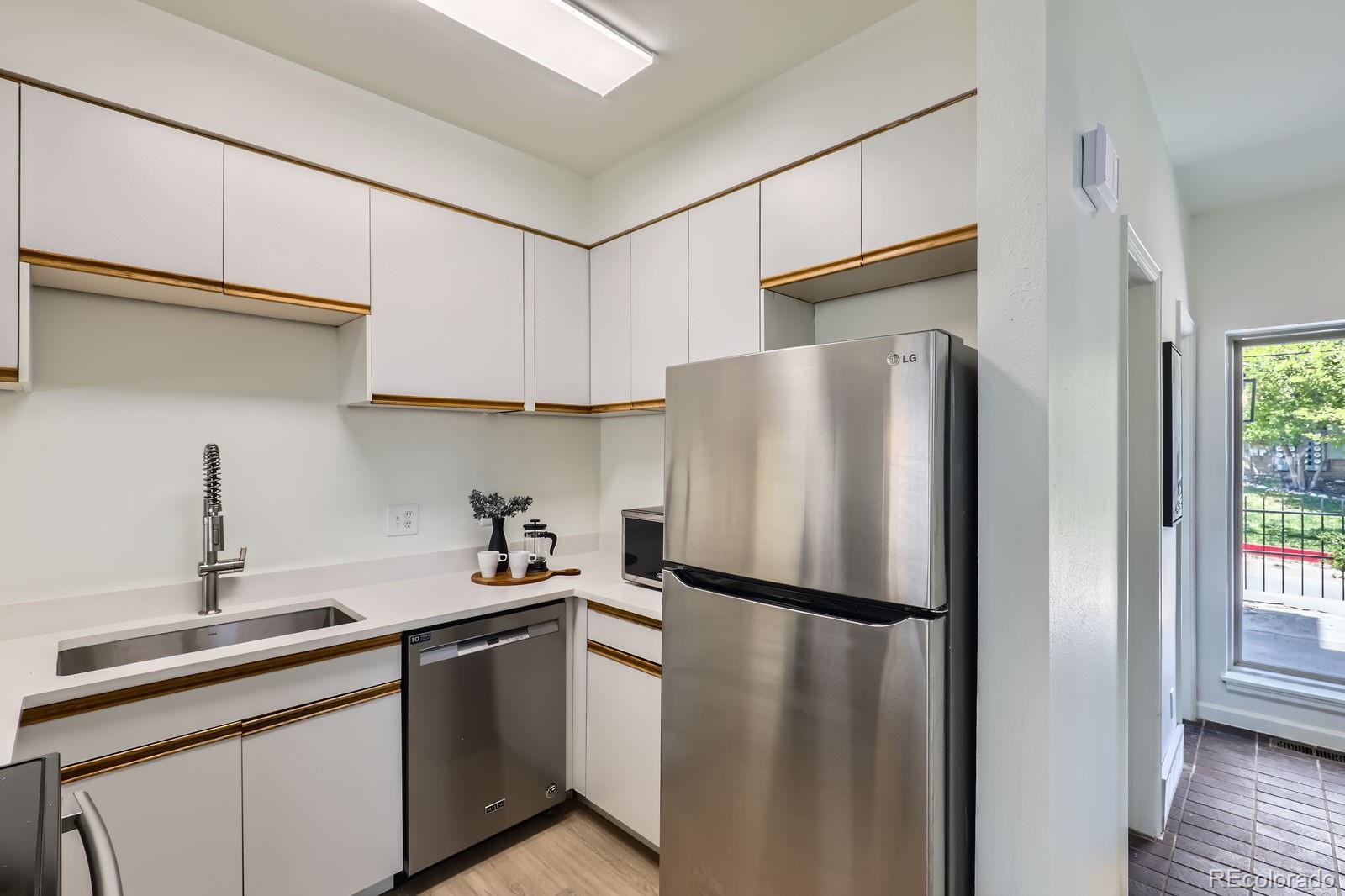 MLS Image #7 for 2120 w 31st avenue,denver, Colorado