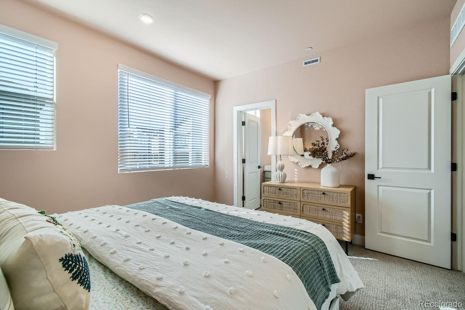 MLS Image #21 for 1759  peak loop,broomfield, Colorado
