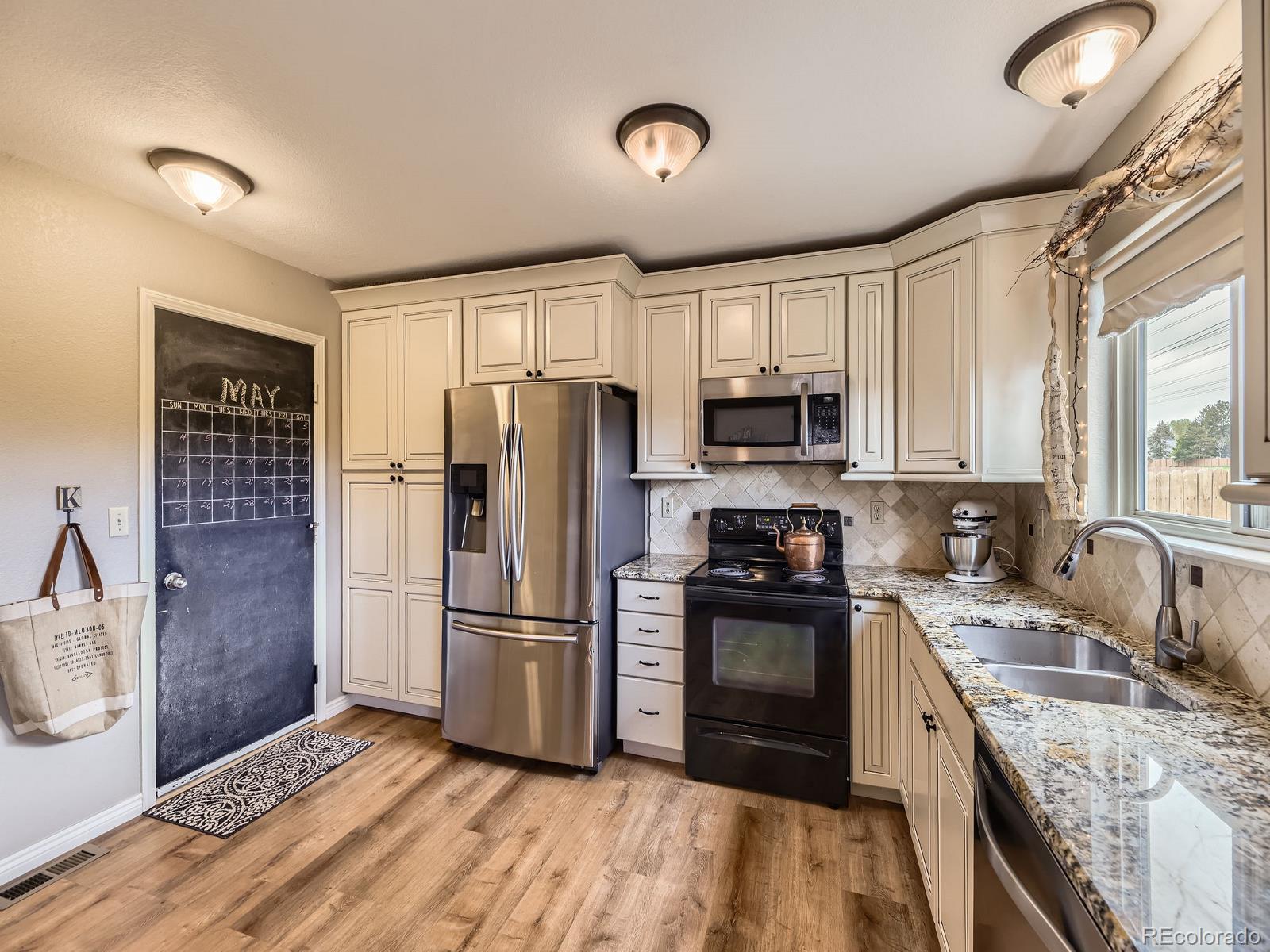 MLS Image #6 for 285 n holcomb street,castle rock, Colorado