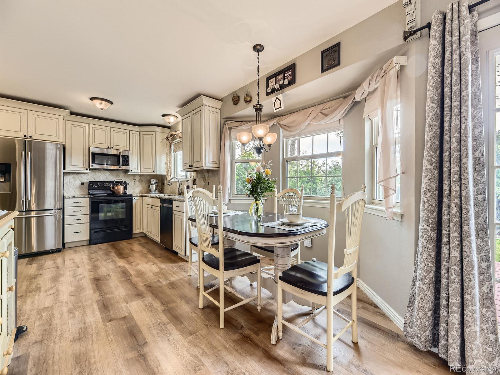 MLS Image #9 for 285 n holcomb street,castle rock, Colorado