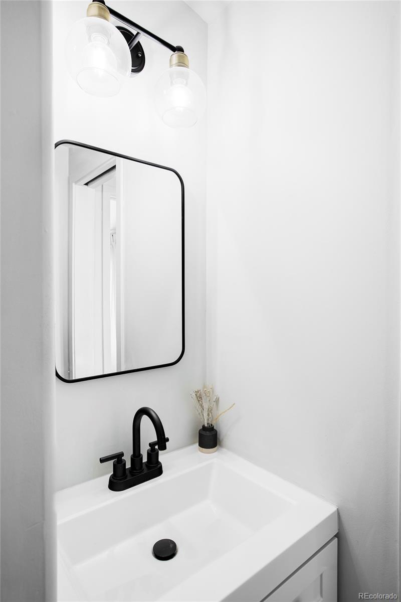 MLS Image #25 for 873 s raritan street,denver, Colorado