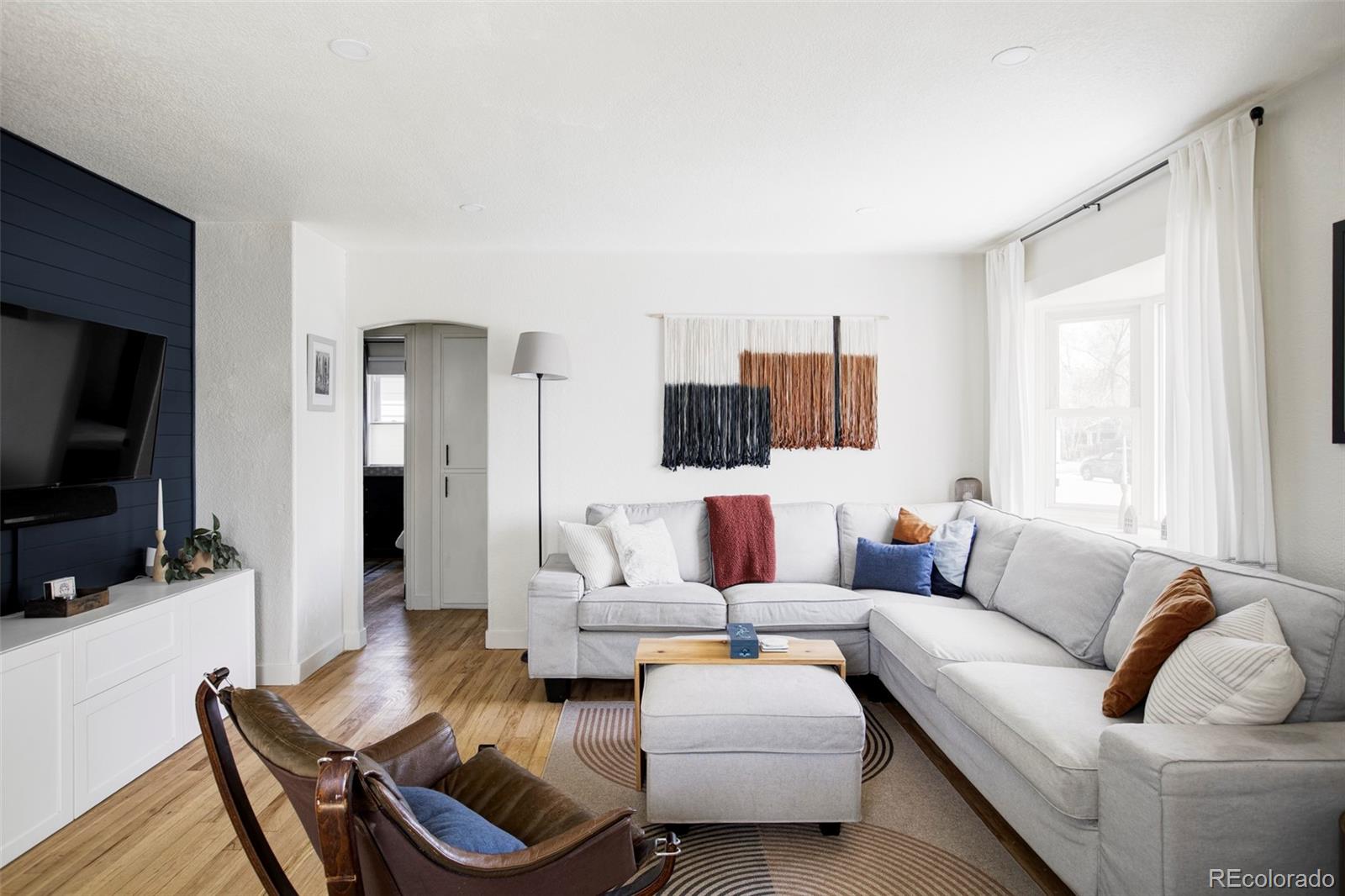 MLS Image #5 for 873 s raritan street,denver, Colorado
