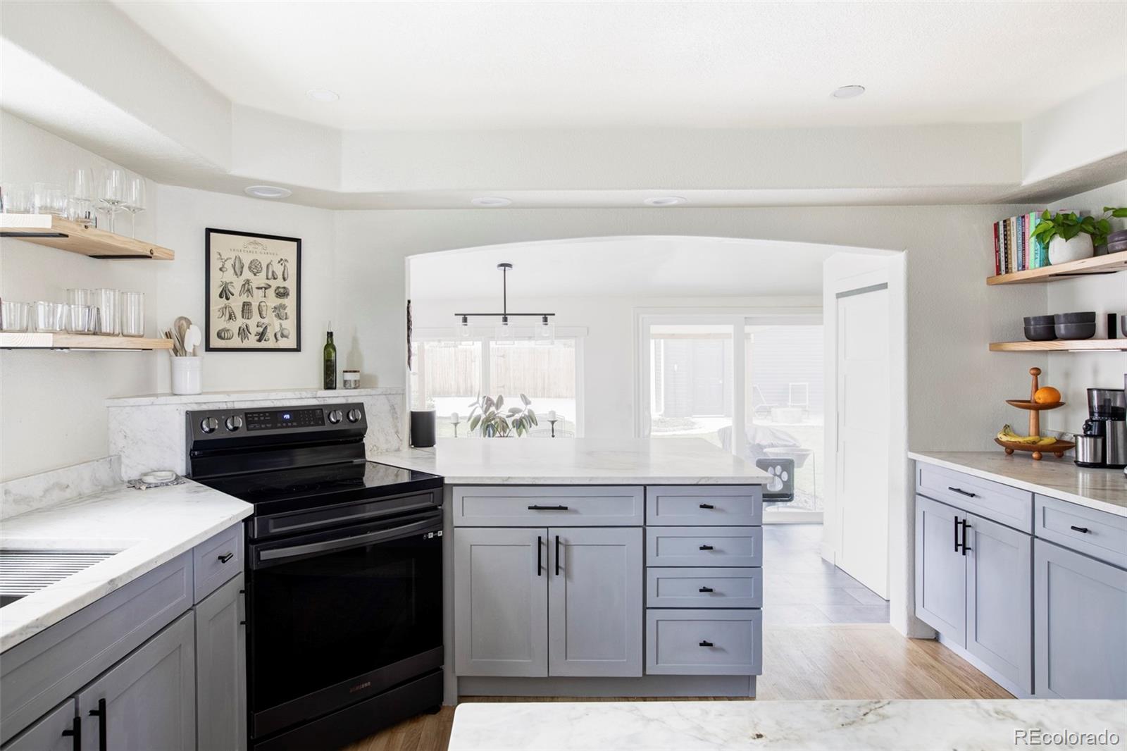 MLS Image #6 for 873 s raritan street,denver, Colorado