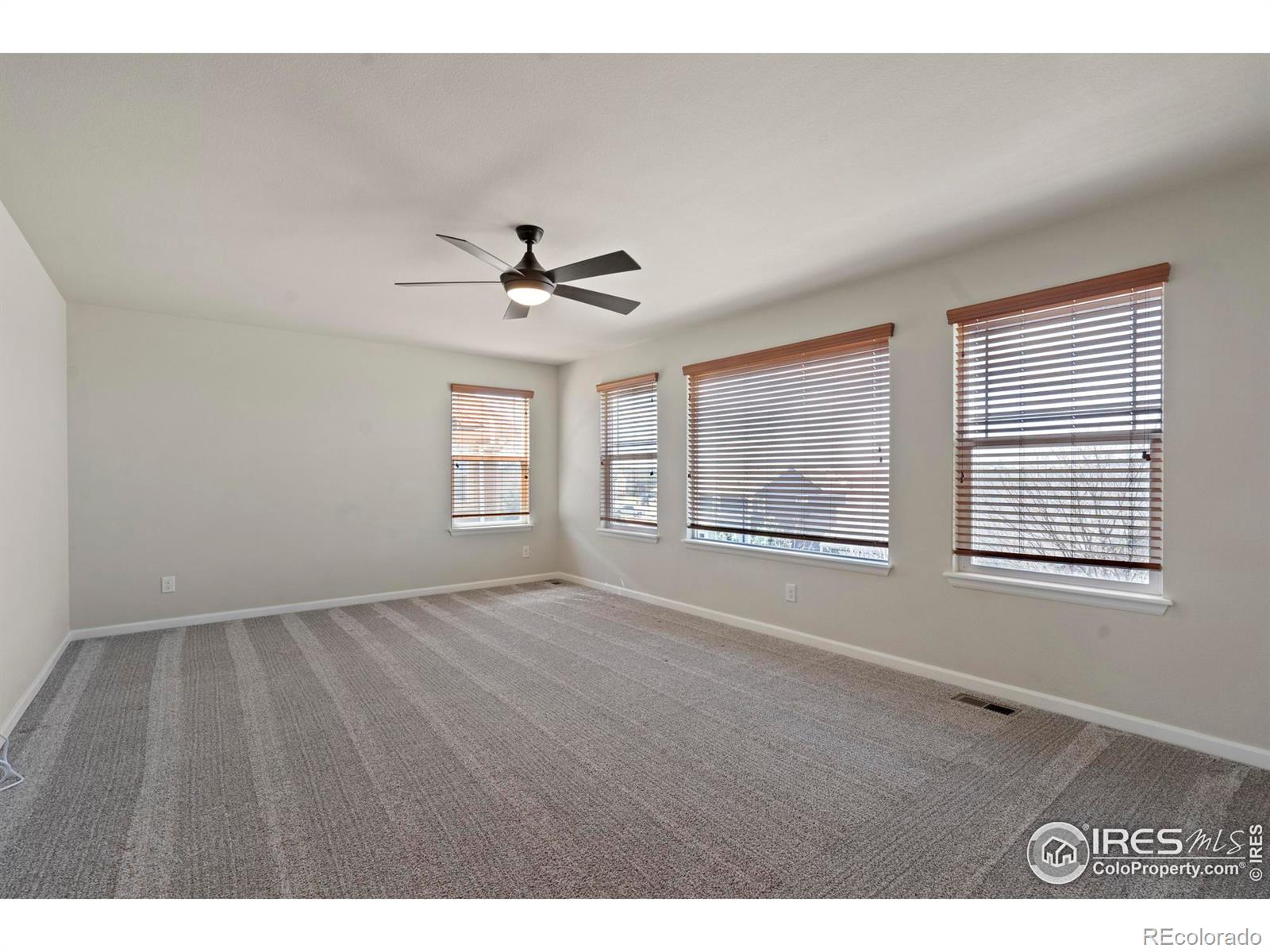 MLS Image #20 for 2744  aylesbury way,johnstown, Colorado
