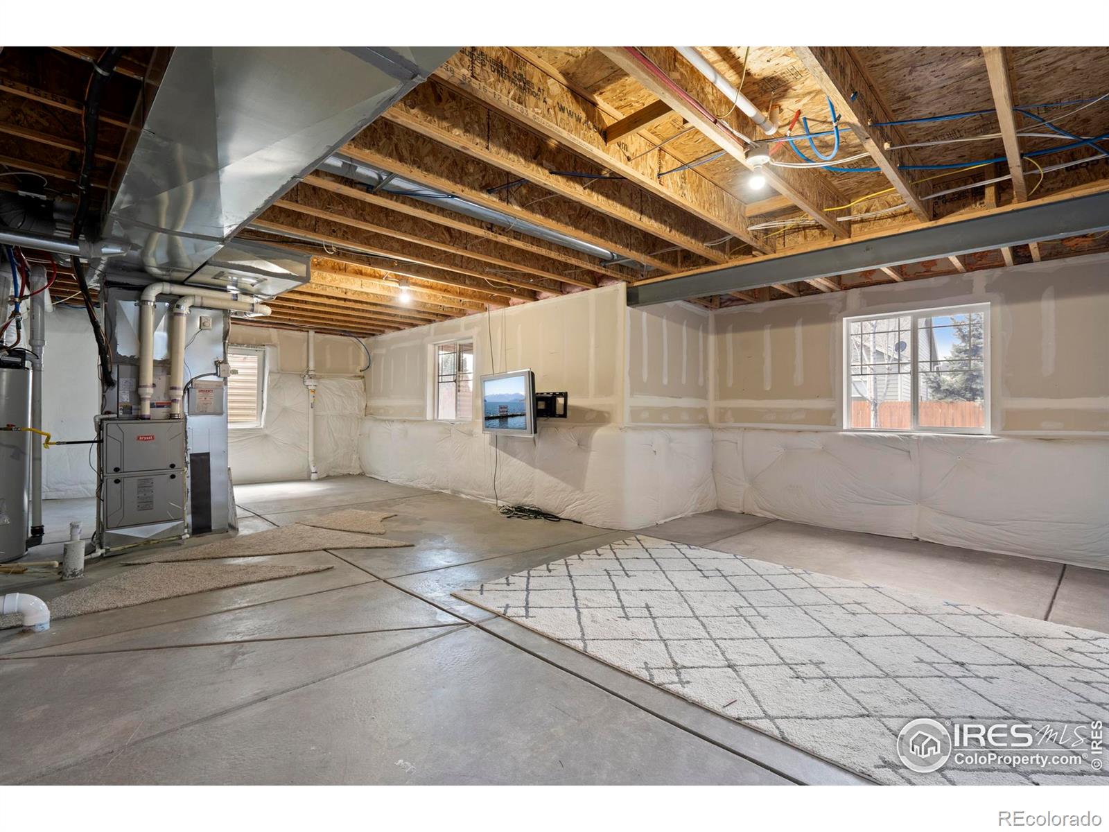 MLS Image #30 for 2744  aylesbury way,johnstown, Colorado