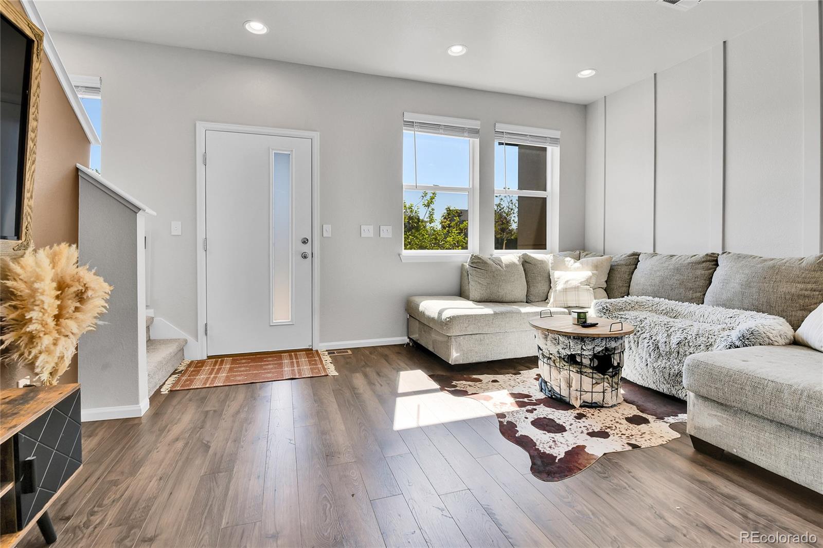 MLS Image #4 for 6459 n dunkirk street ,denver, Colorado