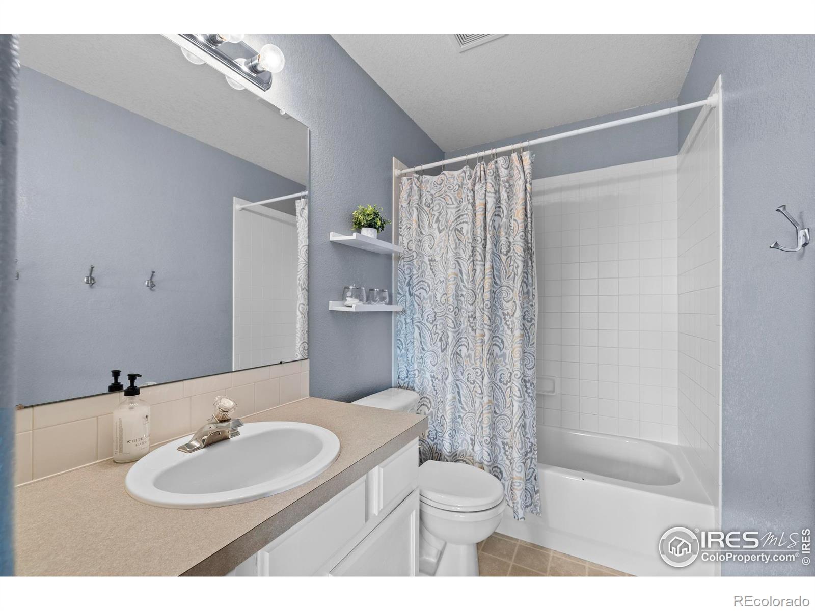 MLS Image #26 for 3211  mammoth circle,wellington, Colorado