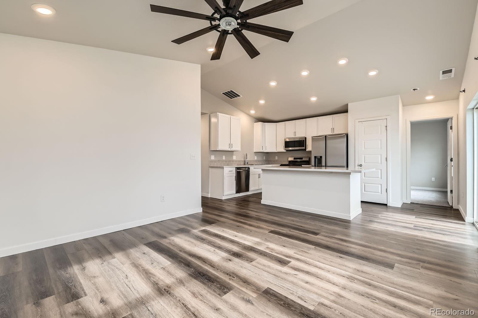 MLS Image #3 for 523  beckwourth avenue,fort lupton, Colorado