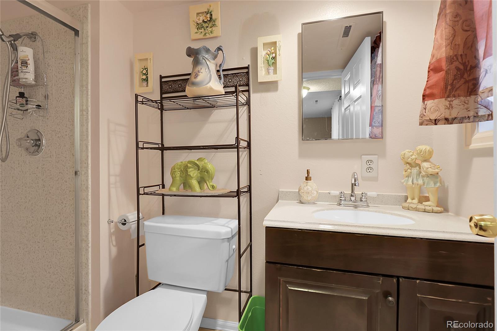 MLS Image #29 for 14867 e harvard avenue,aurora, Colorado