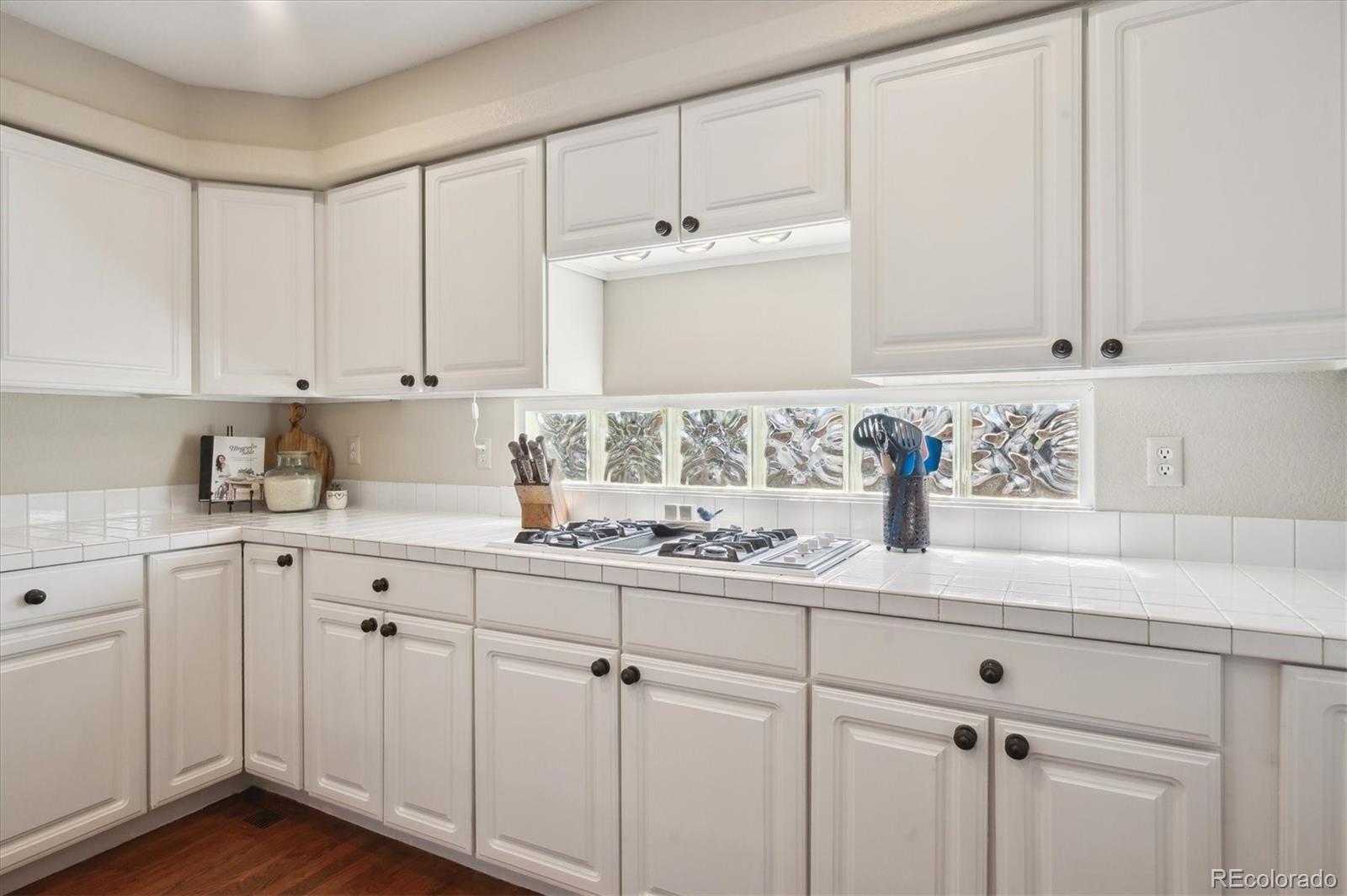 MLS Image #9 for 6502  shea place,highlands ranch, Colorado