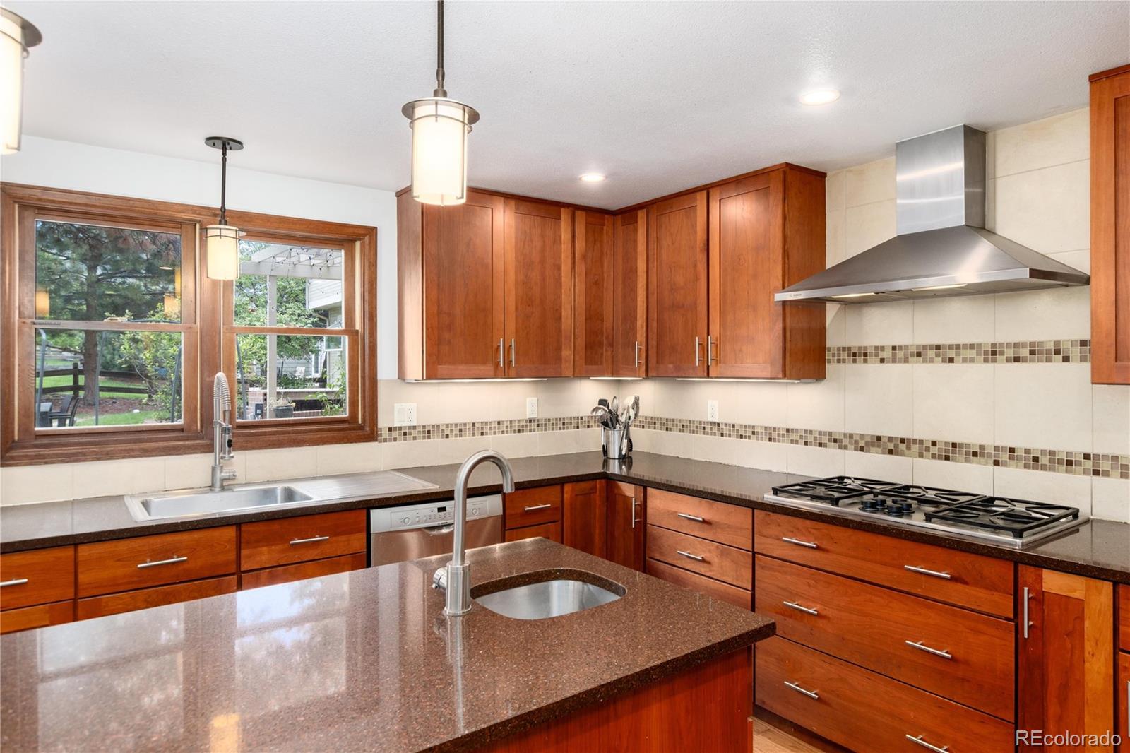 MLS Image #7 for 4  oakmont lane,littleton, Colorado