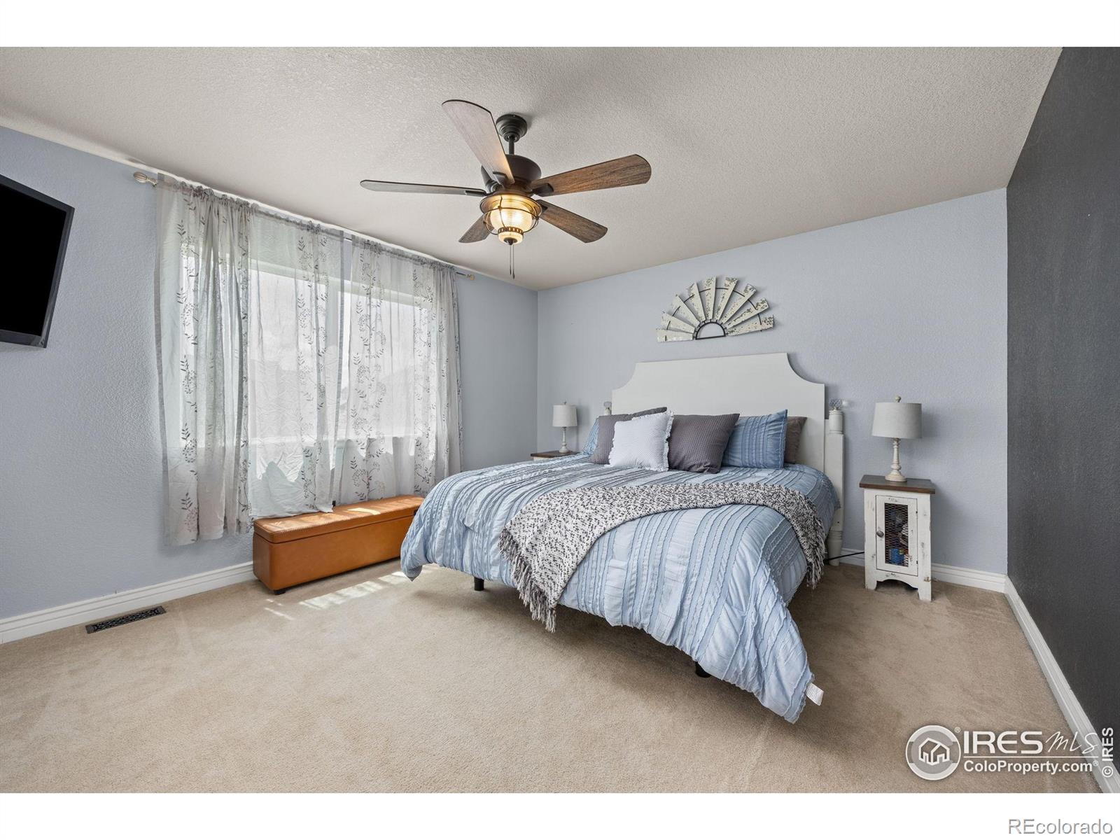 MLS Image #14 for 3760  barnard lane,johnstown, Colorado