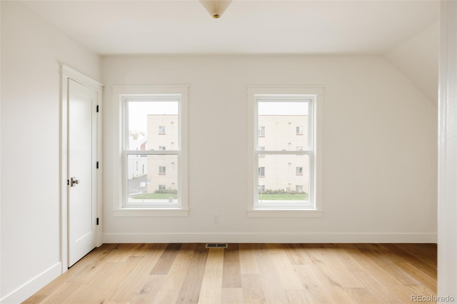 MLS Image #18 for 940 n ogden ,denver, Colorado