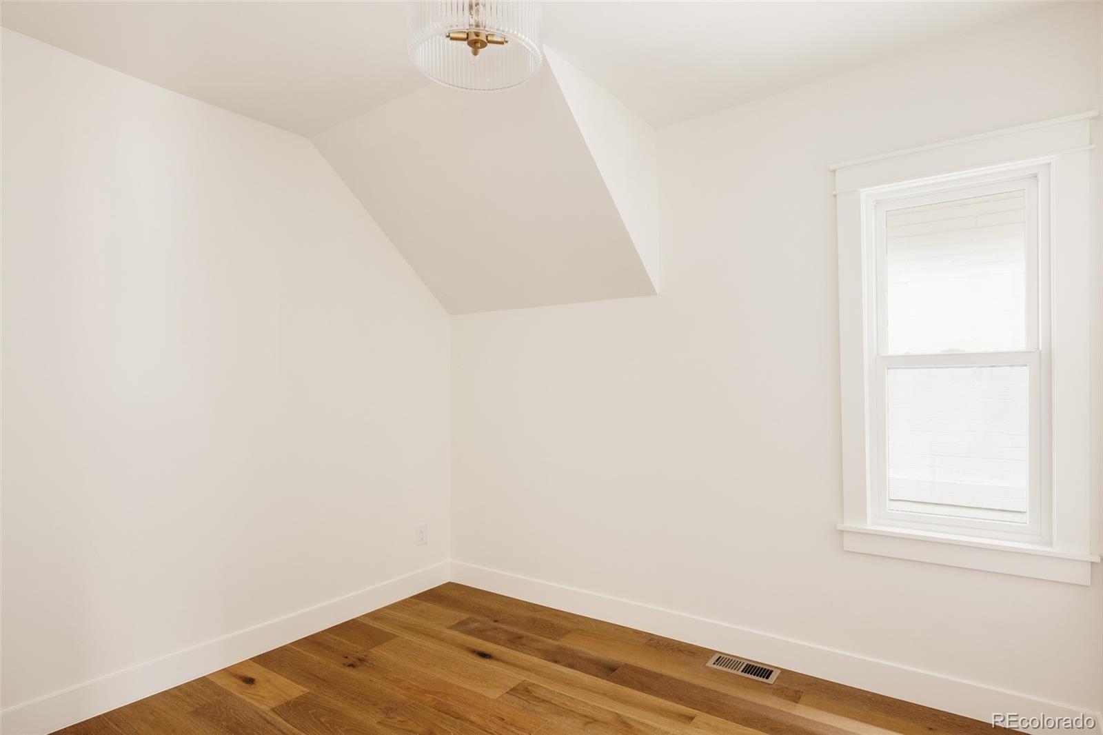 MLS Image #20 for 940 n ogden ,denver, Colorado