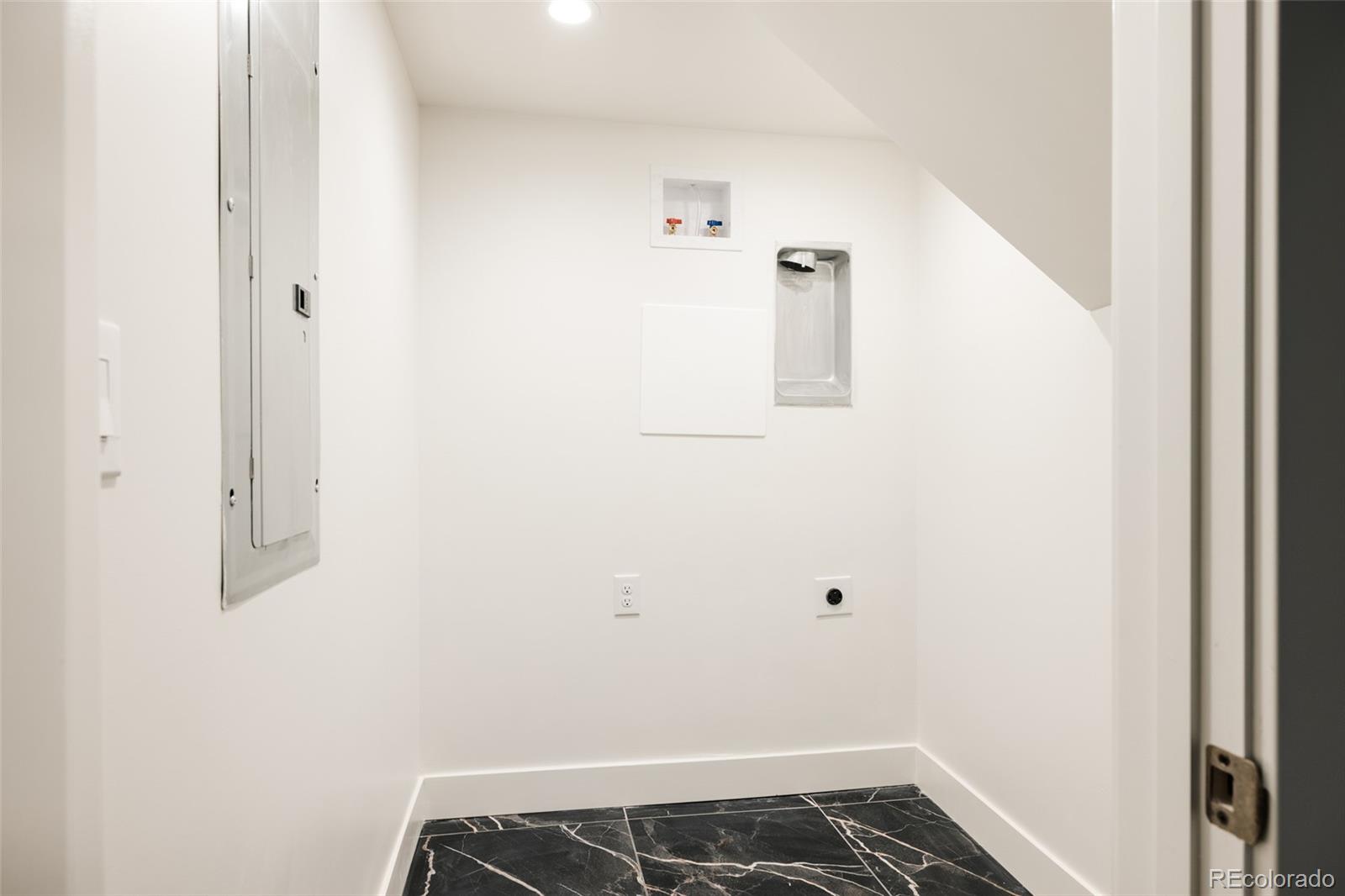 MLS Image #24 for 940 n ogden ,denver, Colorado