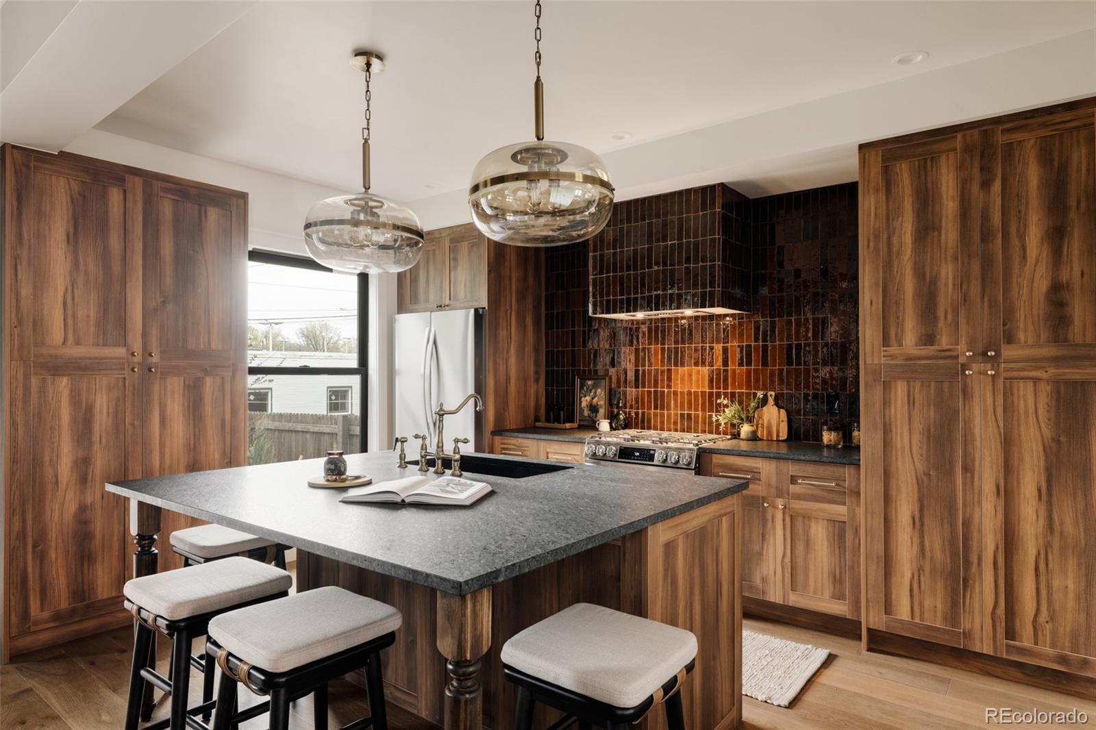 MLS Image #6 for 940 n ogden ,denver, Colorado