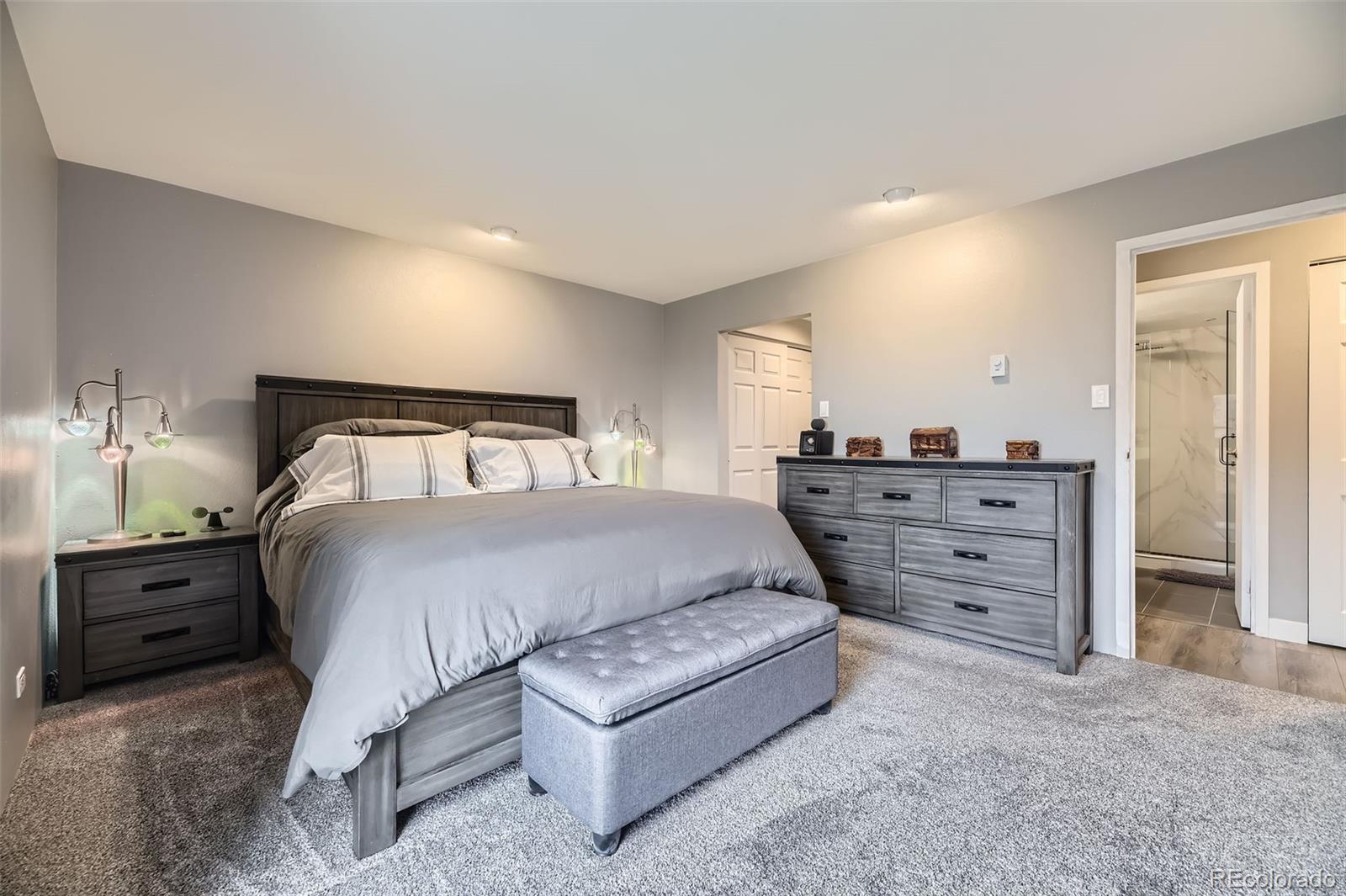 MLS Image #14 for 130 n pearl street,denver, Colorado