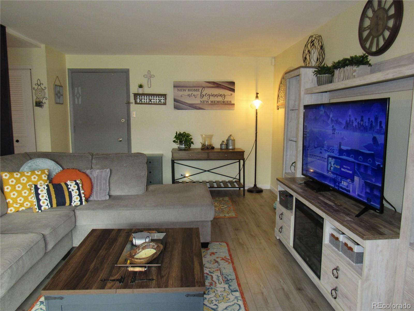 MLS Image #2 for 2325 s linden court,denver, Colorado