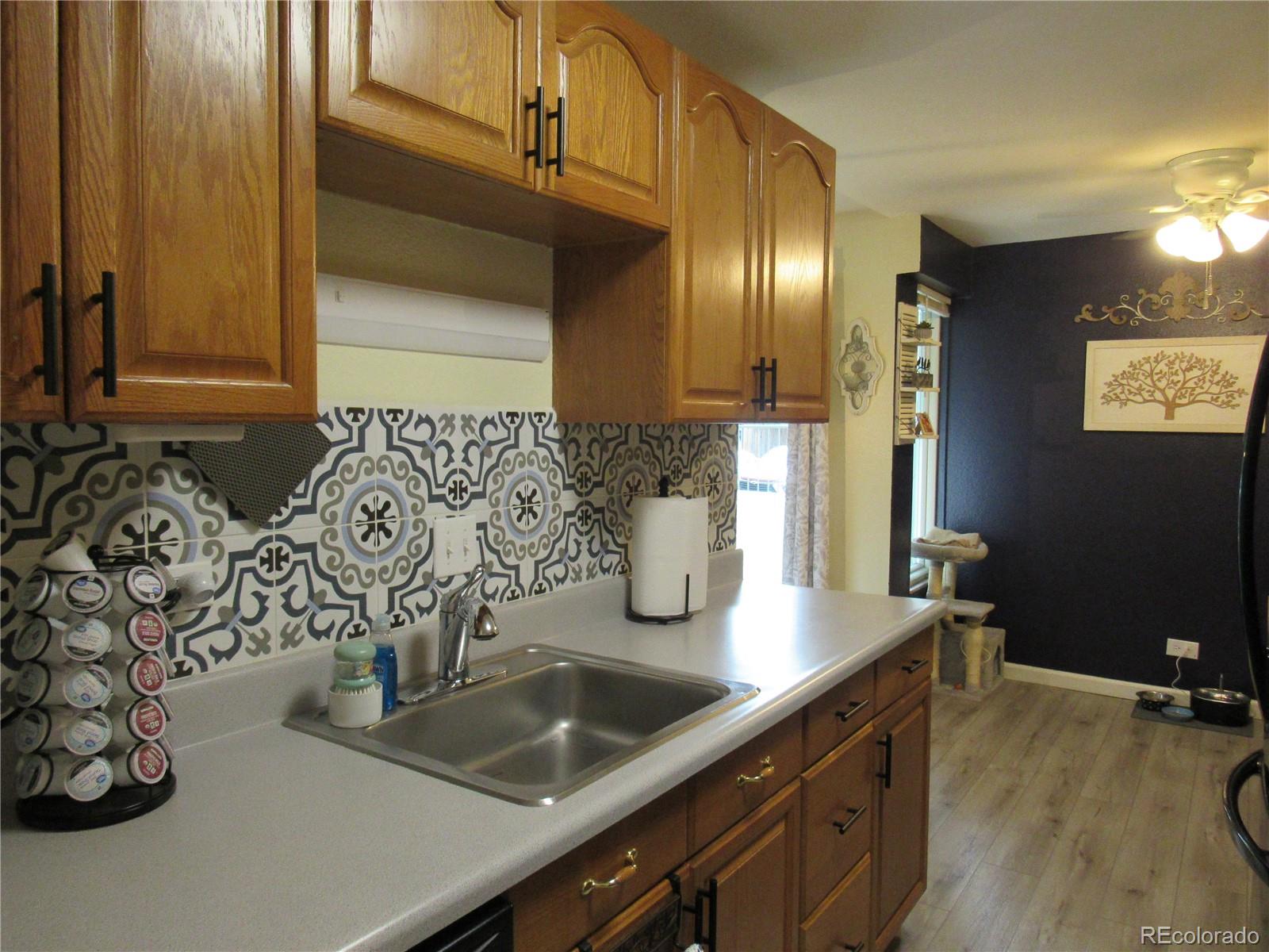 MLS Image #5 for 2325 s linden court,denver, Colorado