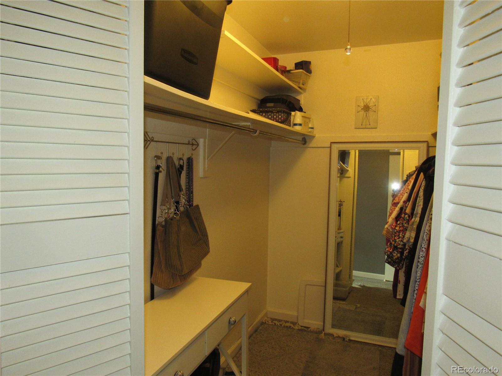 MLS Image #6 for 2325 s linden court,denver, Colorado