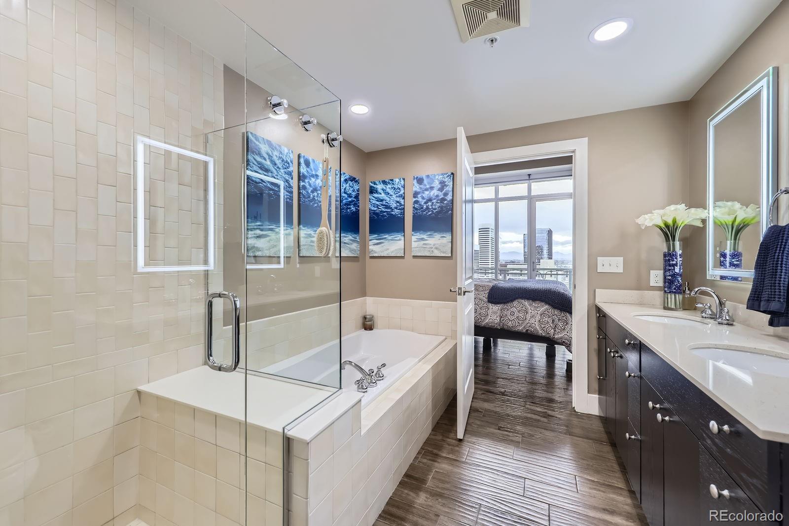 MLS Image #15 for 2001  lincoln street 2213,denver, Colorado
