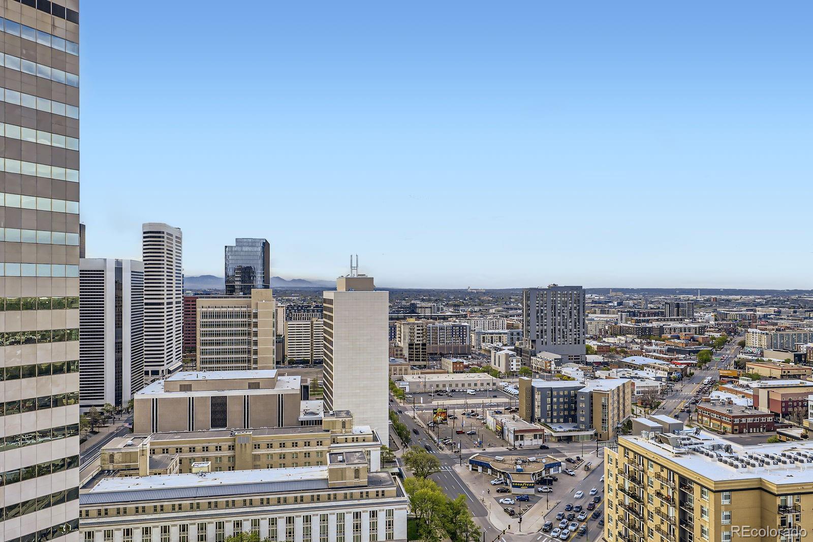 MLS Image #3 for 2001  lincoln street 2213,denver, Colorado