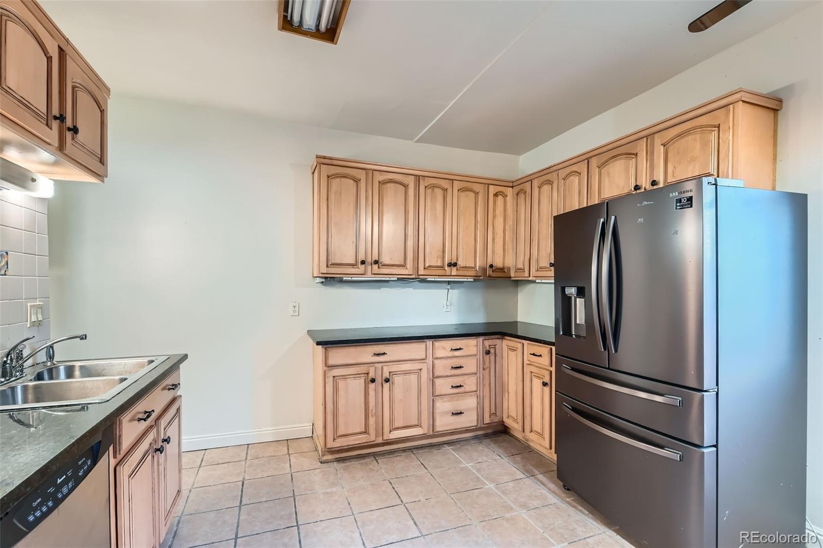 MLS Image #12 for 2866  bellaire street,denver, Colorado