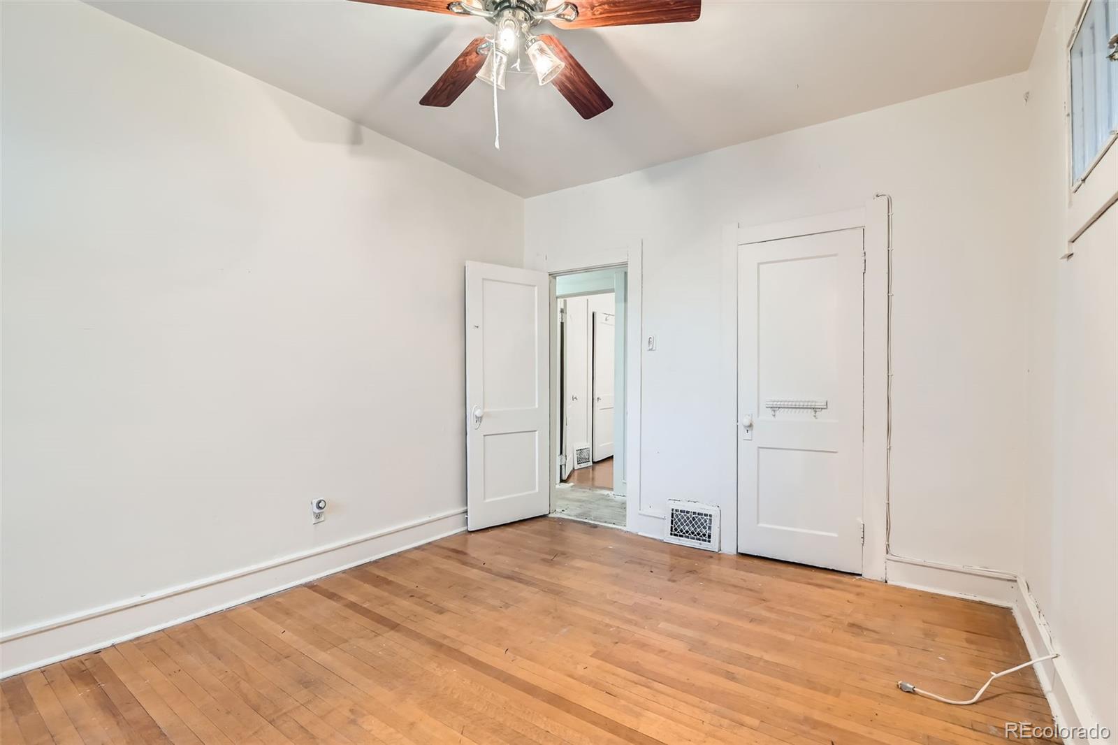 MLS Image #14 for 2866  bellaire street,denver, Colorado