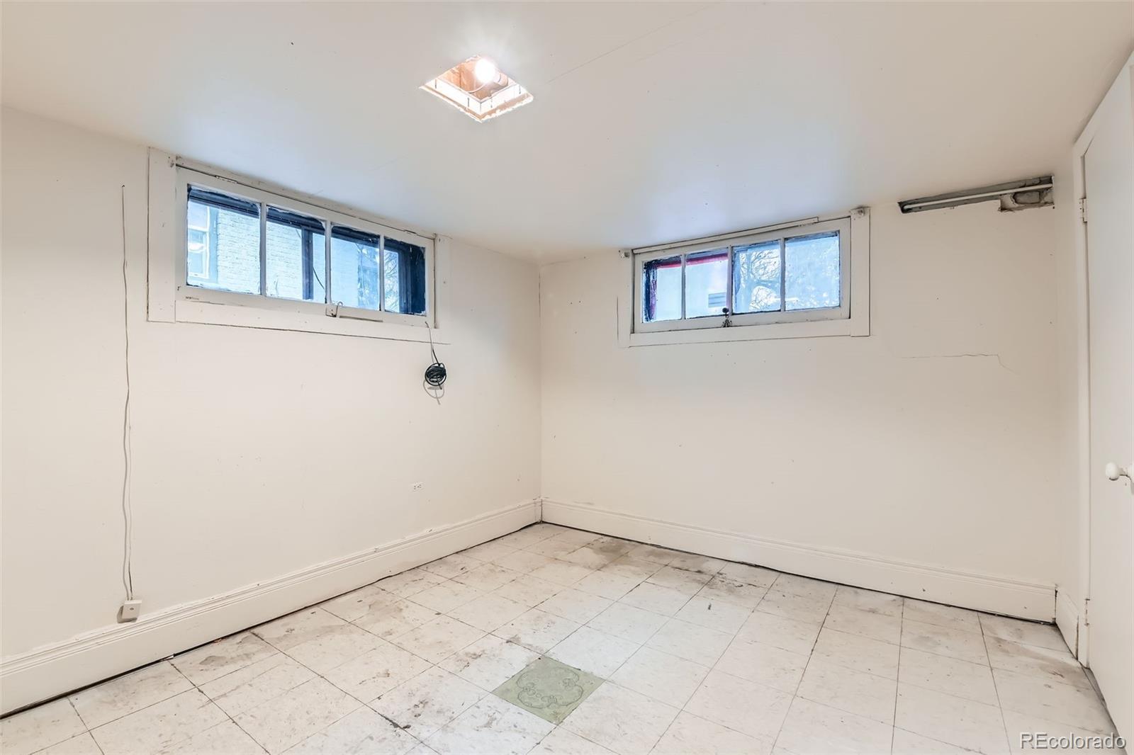 MLS Image #19 for 2866  bellaire street,denver, Colorado