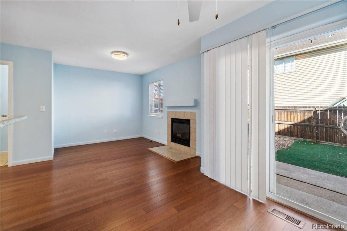 MLS Image #3 for 7234 e 38th avenue,denver, Colorado