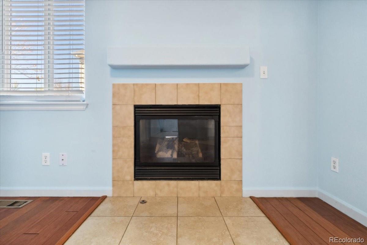 MLS Image #8 for 7234 e 38th avenue,denver, Colorado