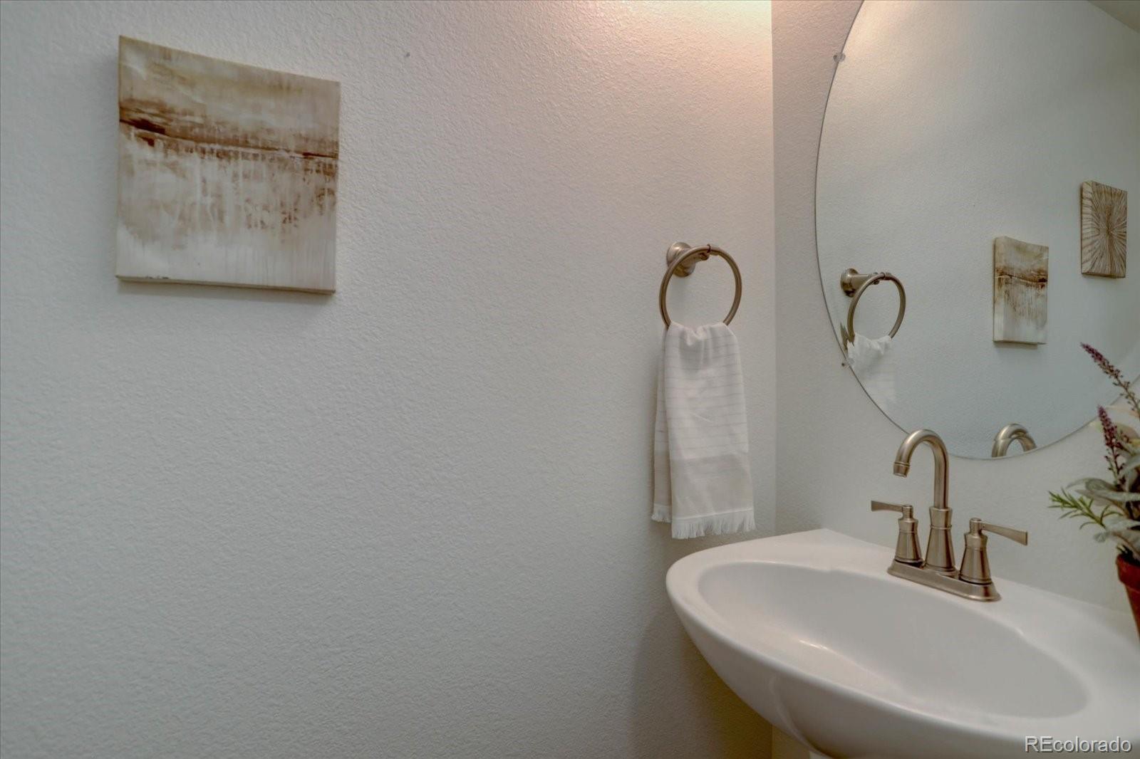 MLS Image #11 for 18997 e 51st place,denver, Colorado