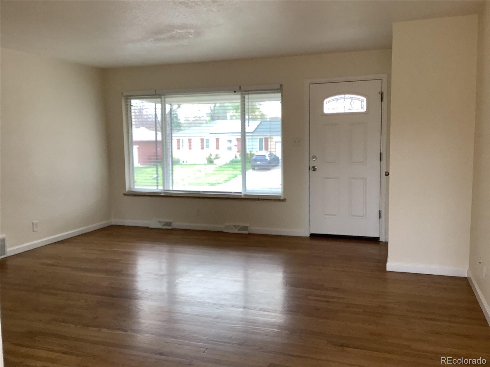 MLS Image #7 for 1152 s eaton street,lakewood, Colorado