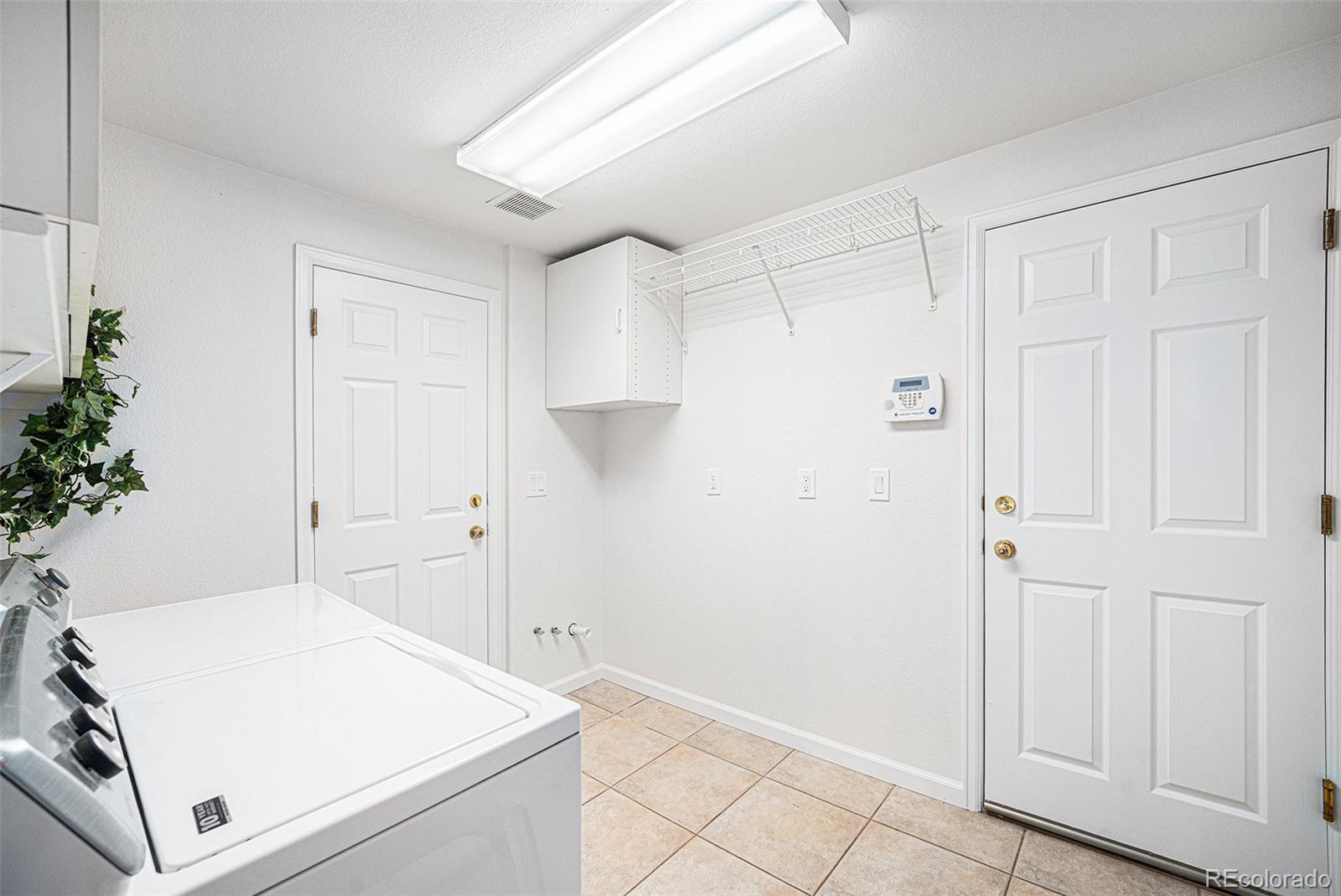 MLS Image #14 for 5607 s gray street,littleton, Colorado
