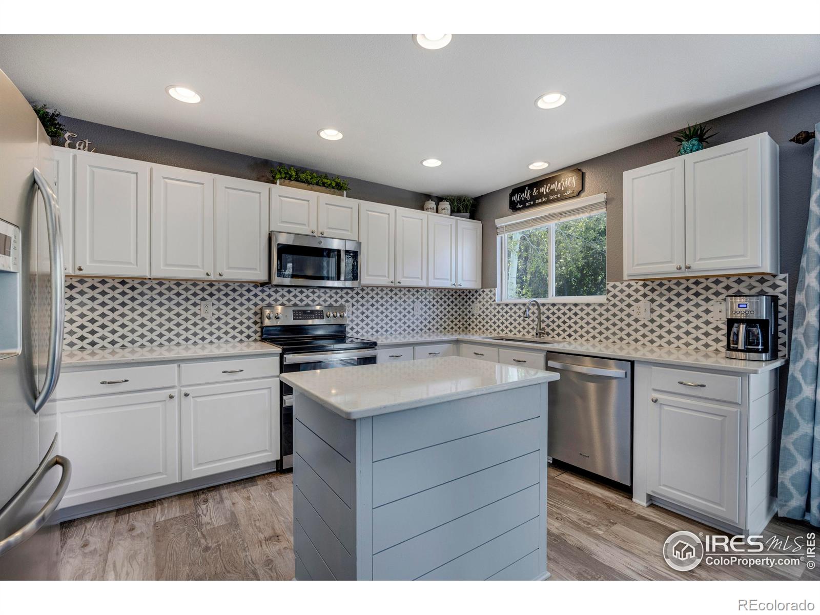 MLS Image #5 for 5822  shenandoah avenue,firestone, Colorado