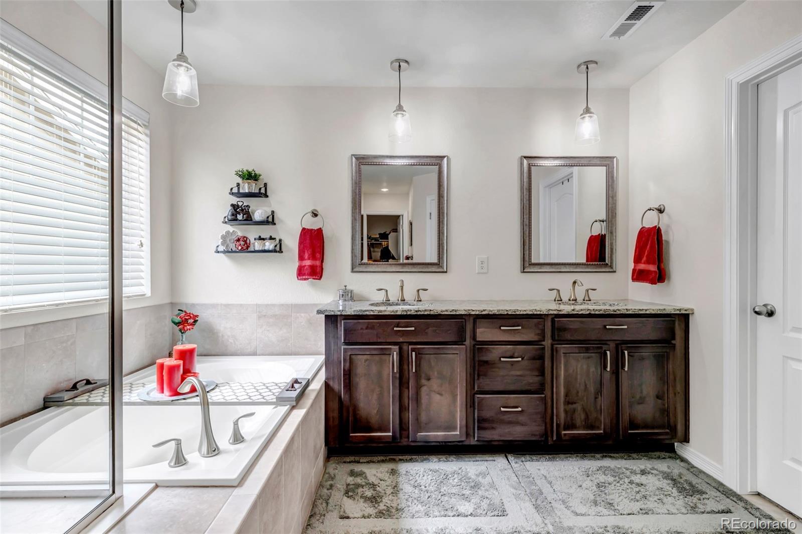 MLS Image #31 for 697  sundance circle,erie, Colorado