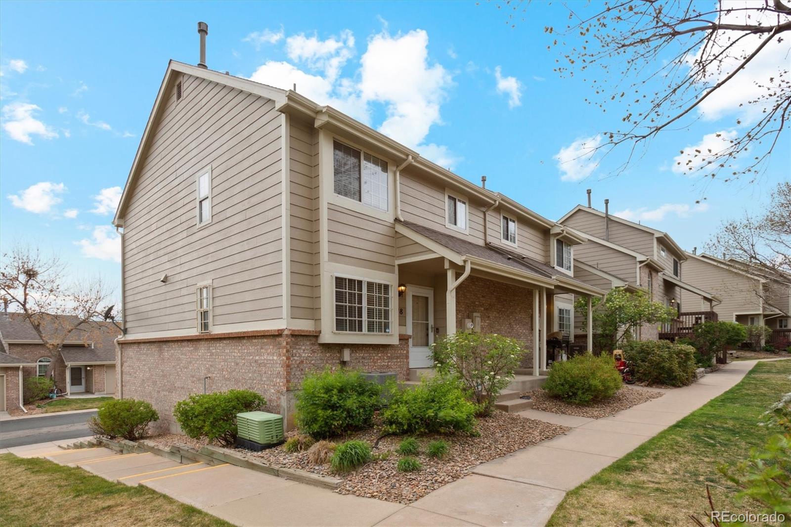 MLS Image #1 for 1470 s quebec way,denver, Colorado