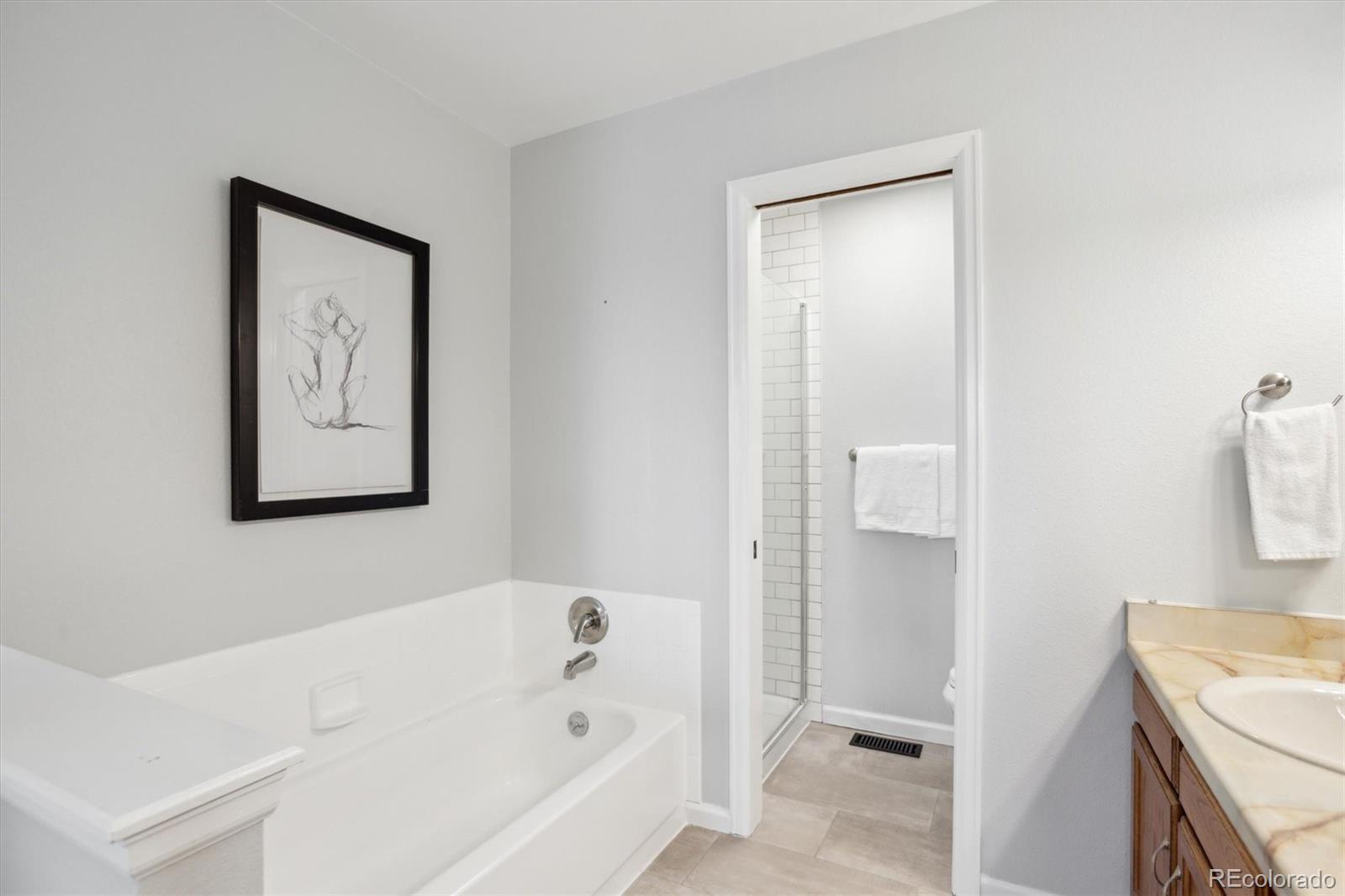 MLS Image #19 for 1470 s quebec way,denver, Colorado