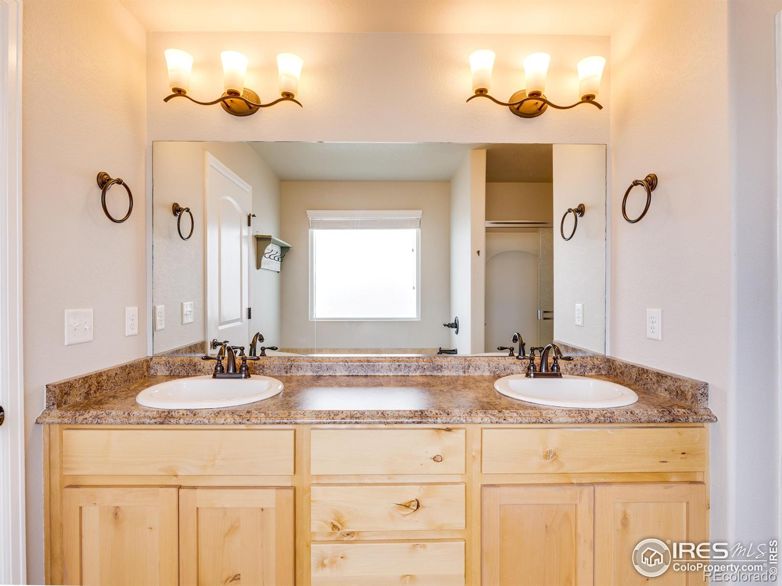 MLS Image #15 for 3338  auklet drive,berthoud, Colorado