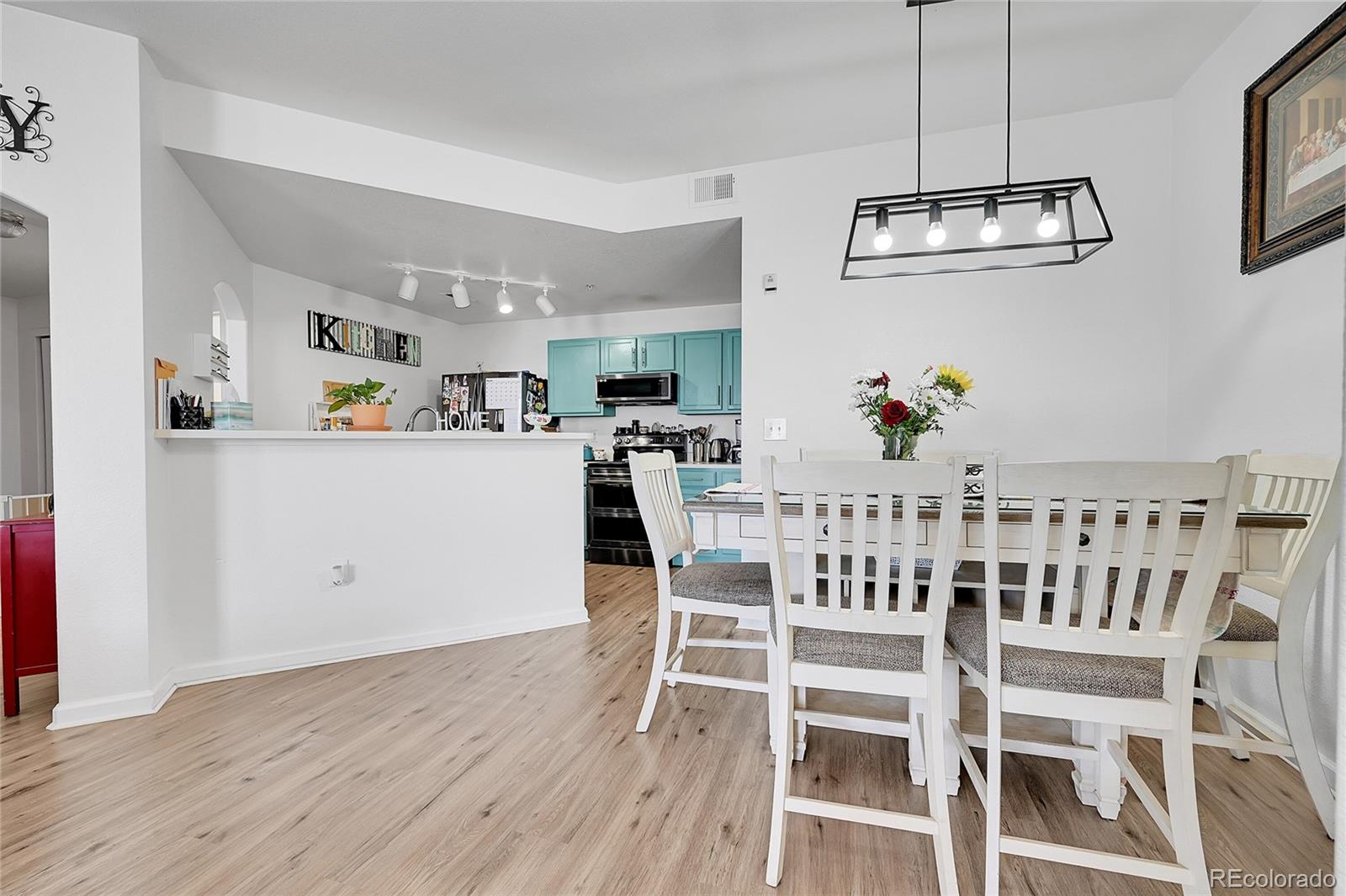 MLS Image #4 for 5714 n gibralter way,aurora, Colorado