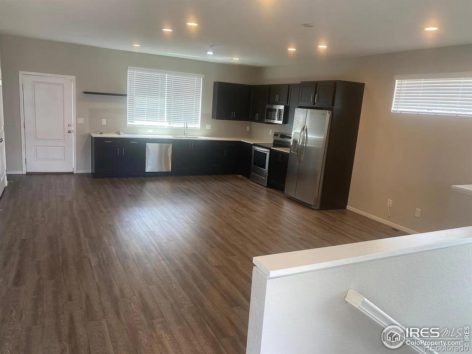 MLS Image #2 for 4672  clear creek drive,longmont, Colorado