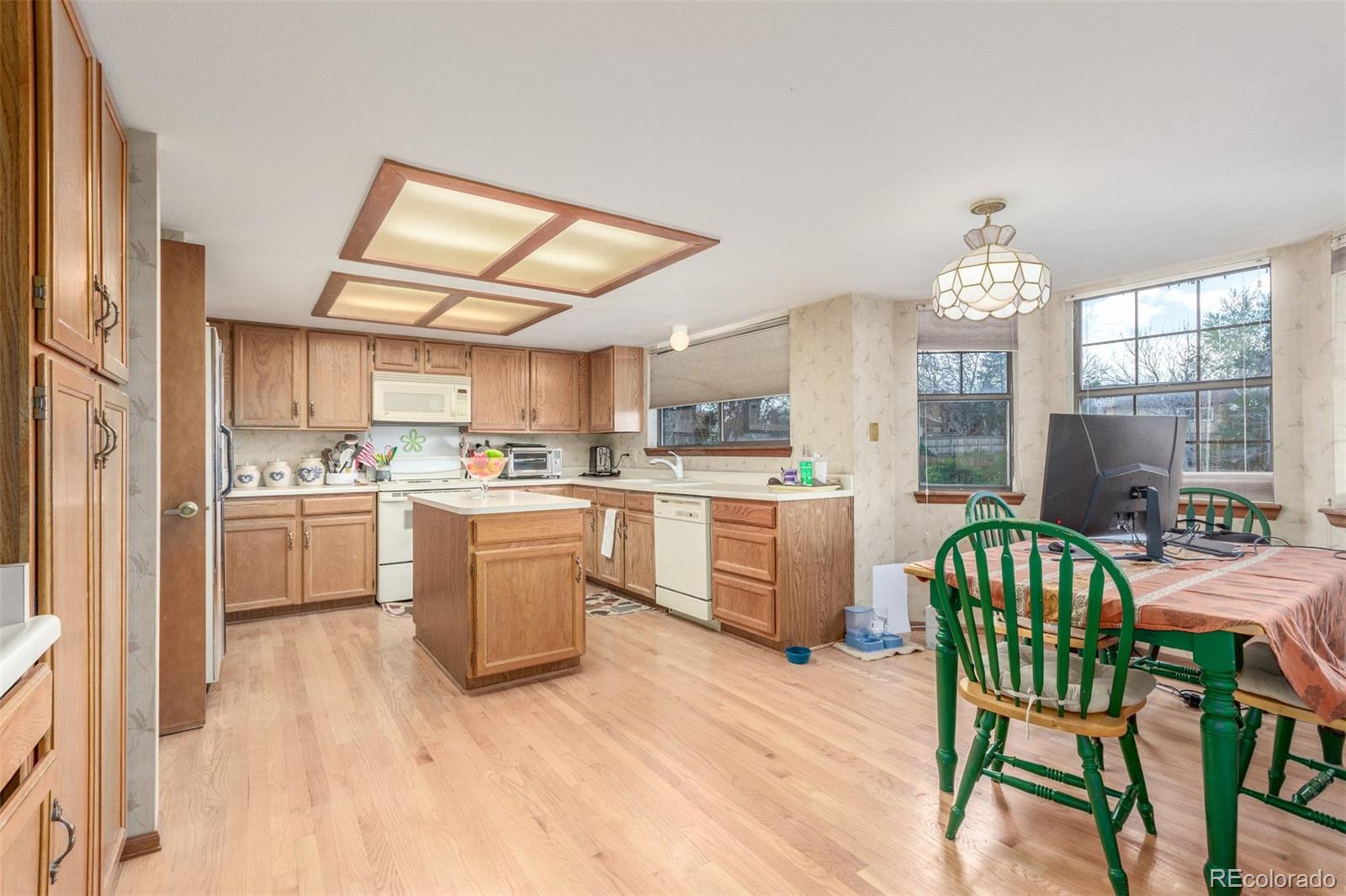 MLS Image #5 for 4022 s kalispell street,aurora, Colorado