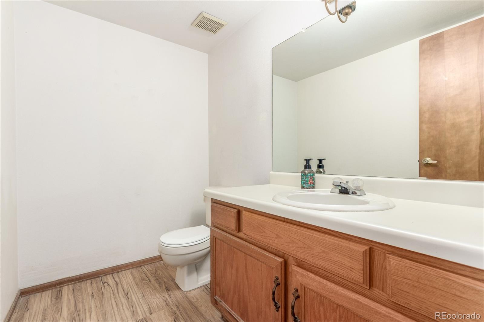 MLS Image #8 for 4022 s kalispell street,aurora, Colorado